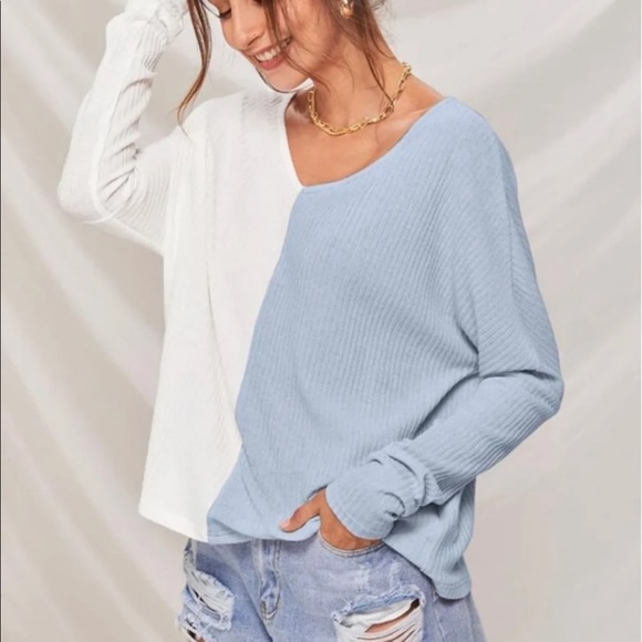 V Neck Two Tone Ribbed Top - Picture 4 of 5